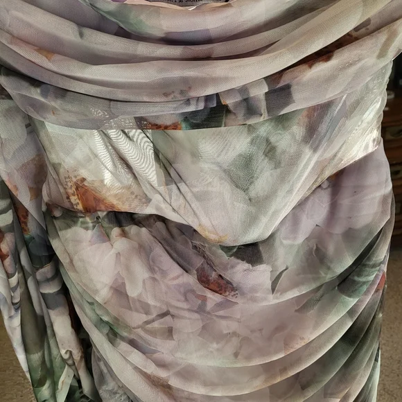 Abercrombie Mesh Asymmetrical Off-The-Shoulder Draped Maxi Dress Floral Medium - Picture 9 of 9